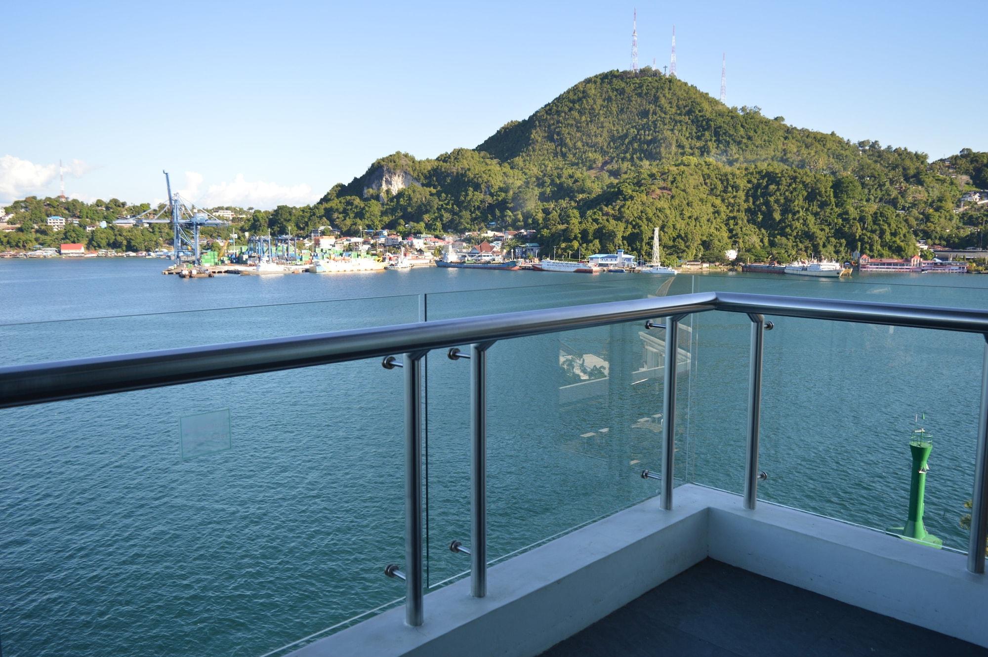 Swiss-Belhotel Papua Jayapura Exterior photo